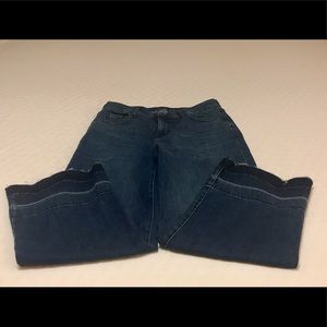 Old Navy Unhemmed Edge Cropped Jeans